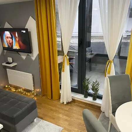 White Mountain Apartment